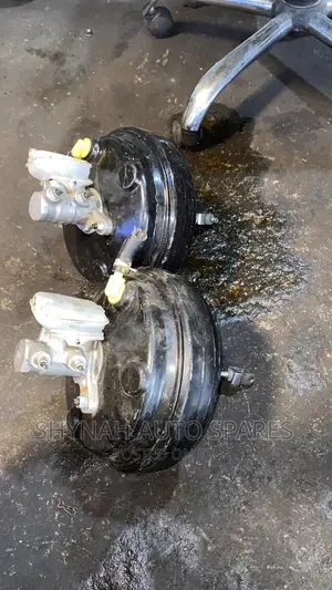 Brake Master Cylinder and Booster Complete Nissan Nv350
