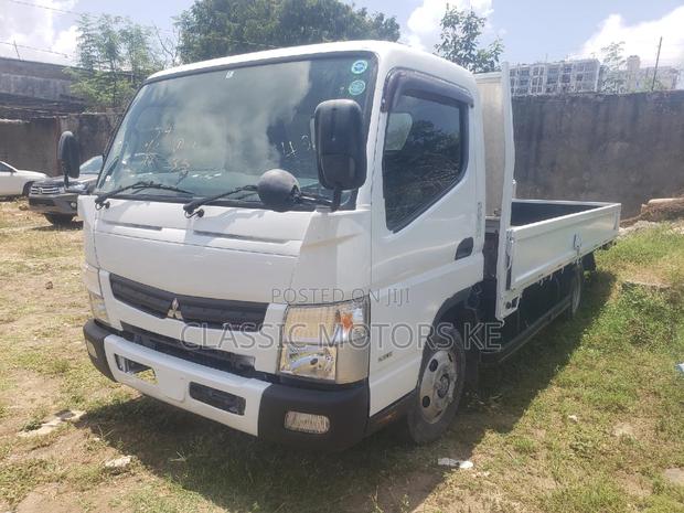 Mitsubishi Canter - thumbnail 3
