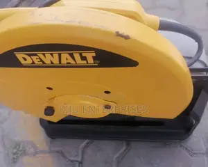 Dewalt-Saw Machine