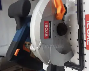 Circular-Saw Machine