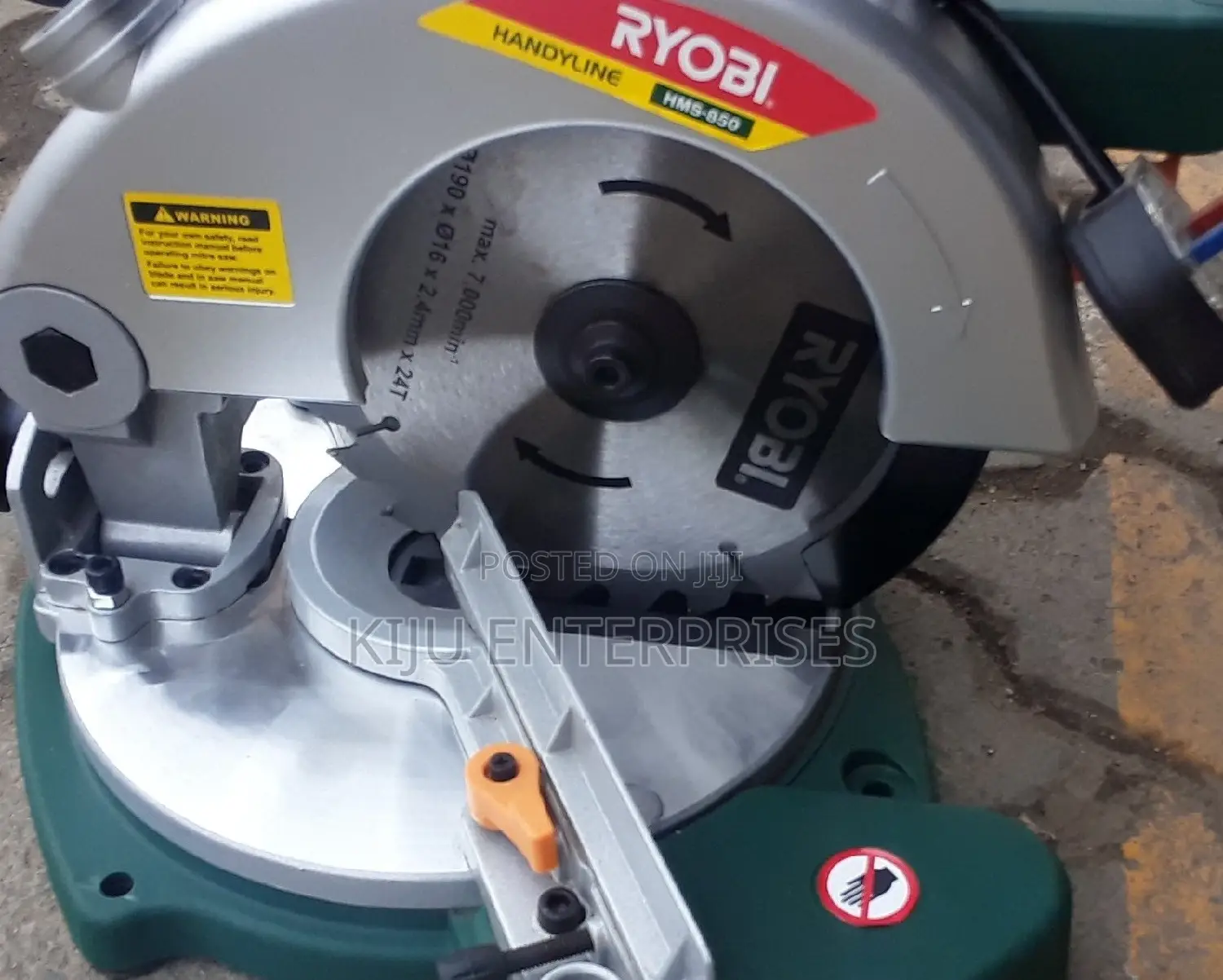 Circular-Saw Machine