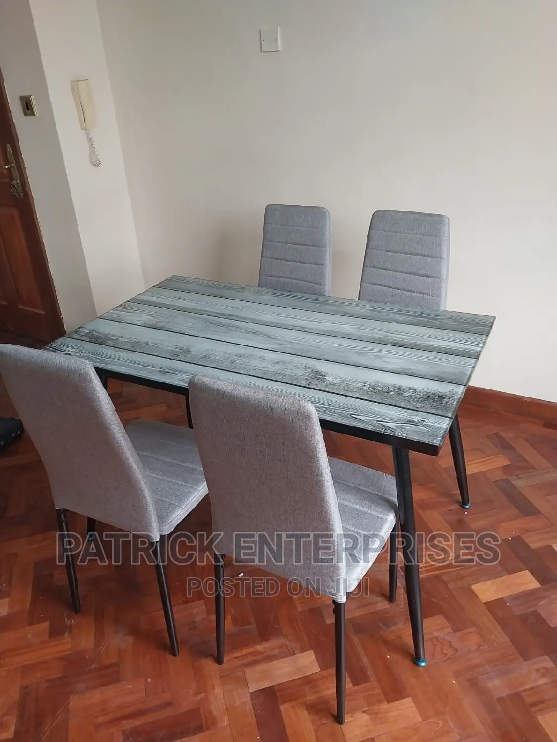 Morden Imported Dinning Table 4 Seater