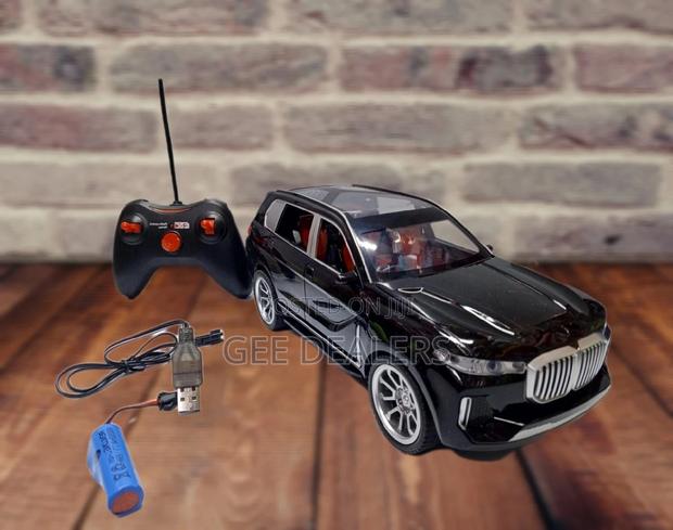 Metallic Rechargeable Remote Control Toy Cars