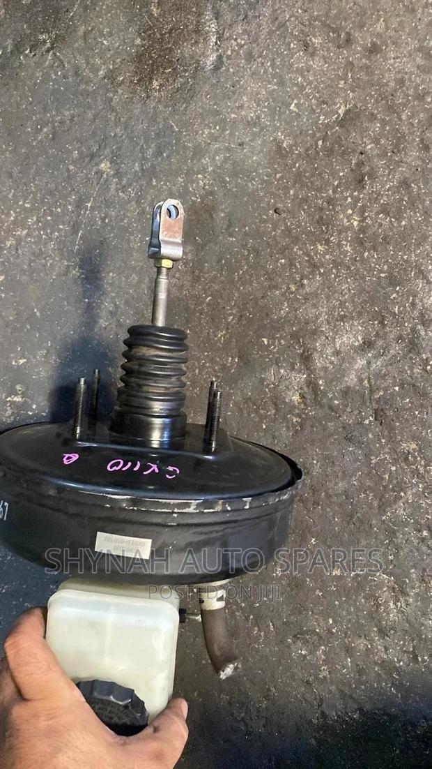 Brake Master Cylinder and Booster Complete Toyota Mark II - thumbnail 3