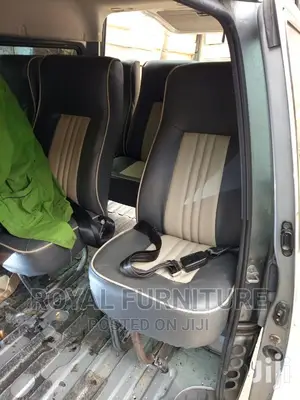 Nissan 14seater Seats