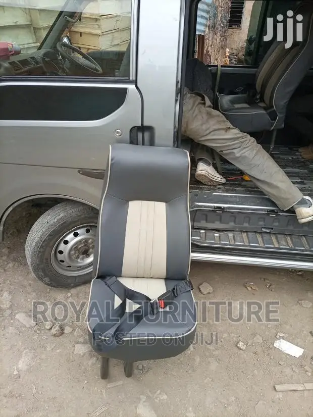 Nissan 14seater Seats