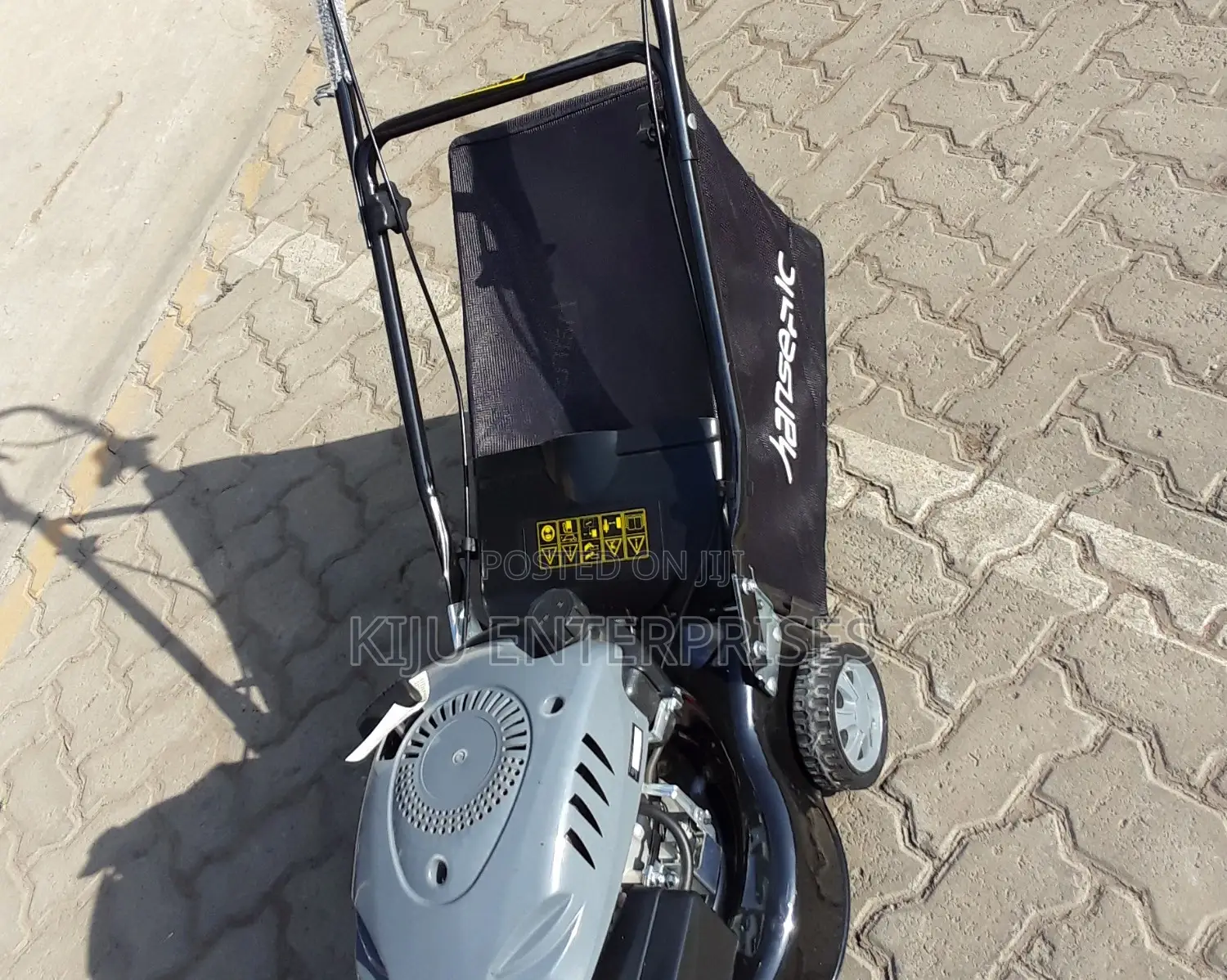 Lawnmowers_machine