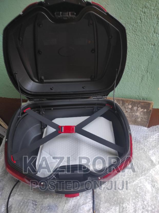 Motorcycle Top Box - Brand New - thumbnail 7