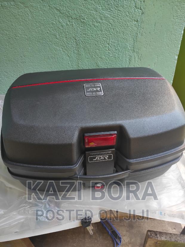 35ltr Motorcycle Trunk Box - thumbnail 4