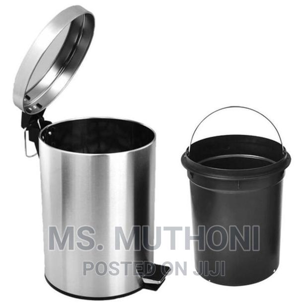 Stainless Steel Pedal Dustbin