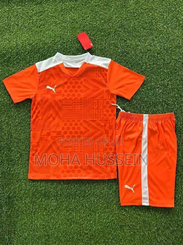 Football Soccer Uniforms - thumbnail 3