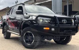 Toyota Hilux 2018 Black