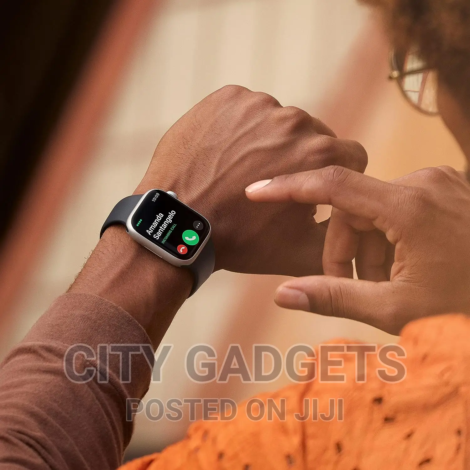 Apple Watch Series 8 [GPS 41mm] Smart Watch W/Starlight