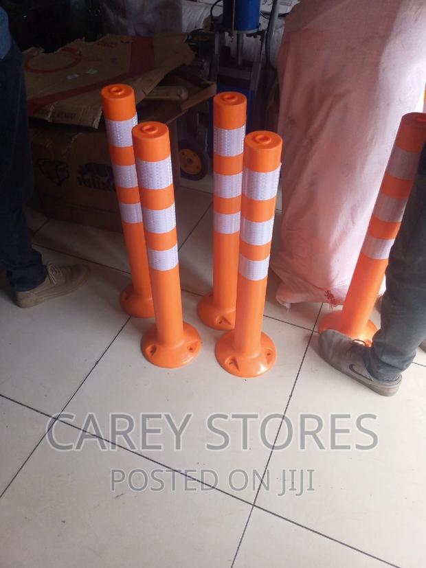 Bollard Barrier Stand - thumbnail 3