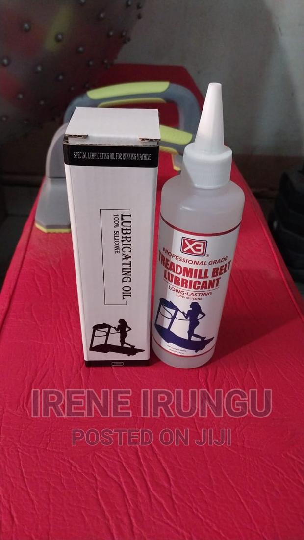 Gym Machines, Treadmill Oil - main view