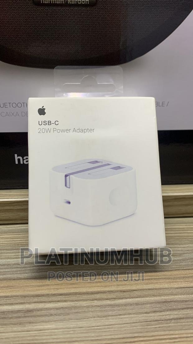 20W Power Adapter Usb-C - main view