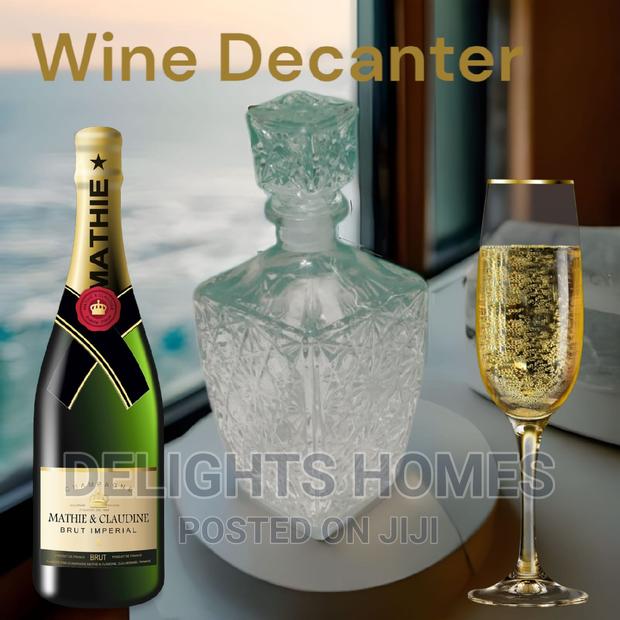 Glass Wine Decanter Square 750ml