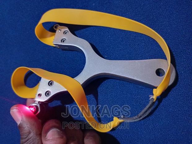 Stainless Steel Catapult With Laser Aim - thumbnail 3