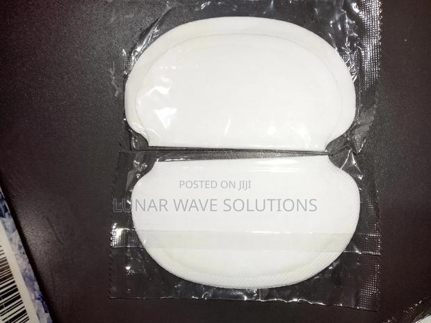 Invisible Underarm Sweat Pads(10 Pairs) - thumbnail 3