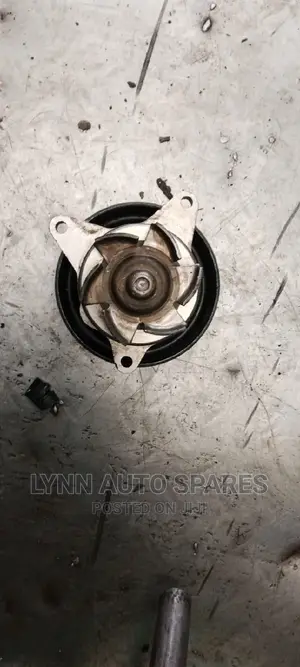 Nissan Vanette L8 Waterpump