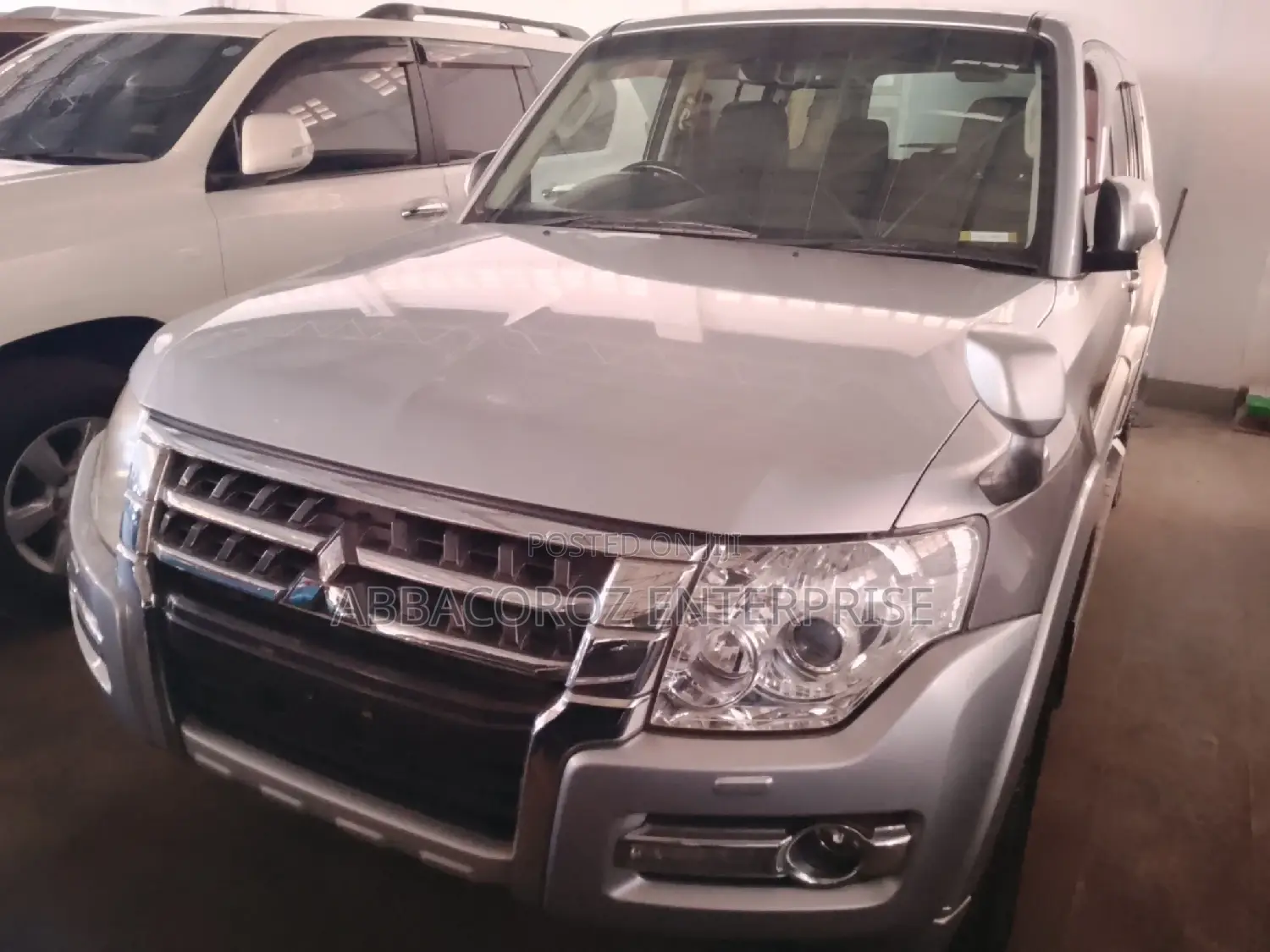 Mitsubishi Pajero 2015 Gray