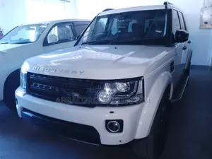 Land Rover Discovery 2015 White
