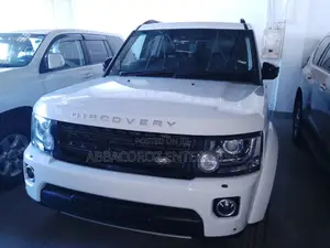 Land Rover Discovery 2015 White