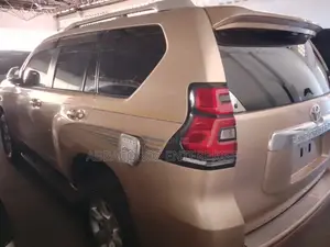 Toyota Land Cruiser Prado 2012 Brown