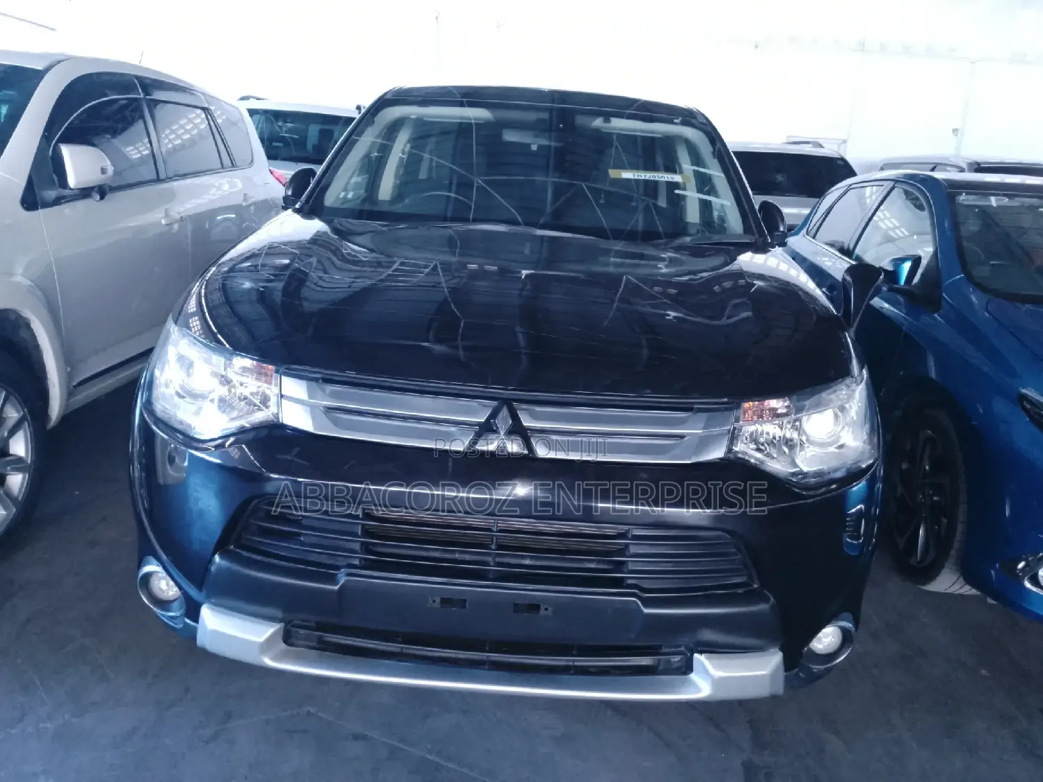 Mitsubishi Outlander 2015 Black