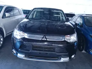 Mitsubishi Outlander 2015 Black
