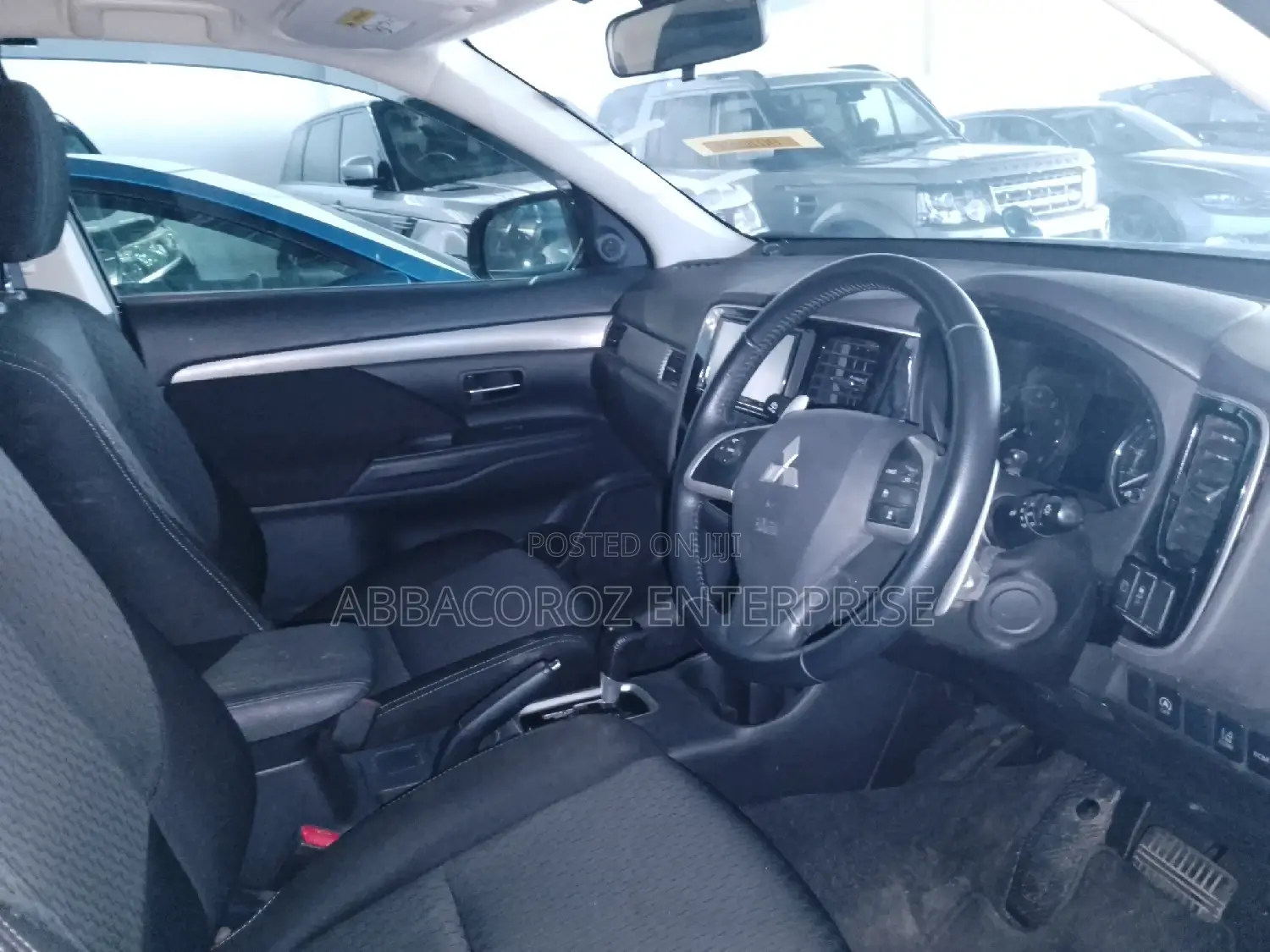 Mitsubishi Outlander 2015 Black