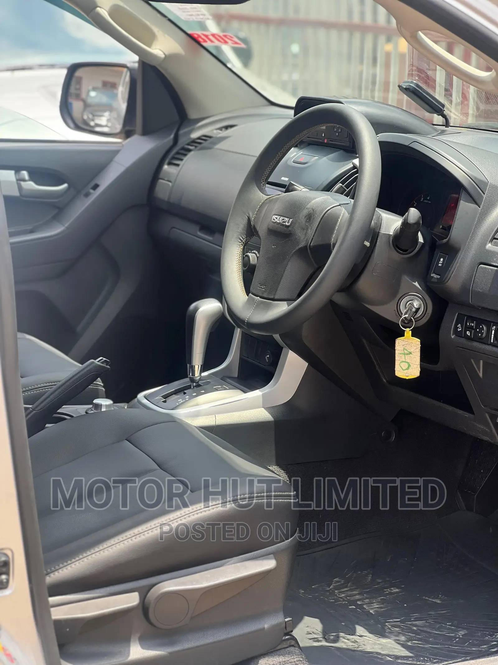 Isuzu D-MAX 2018 Silver