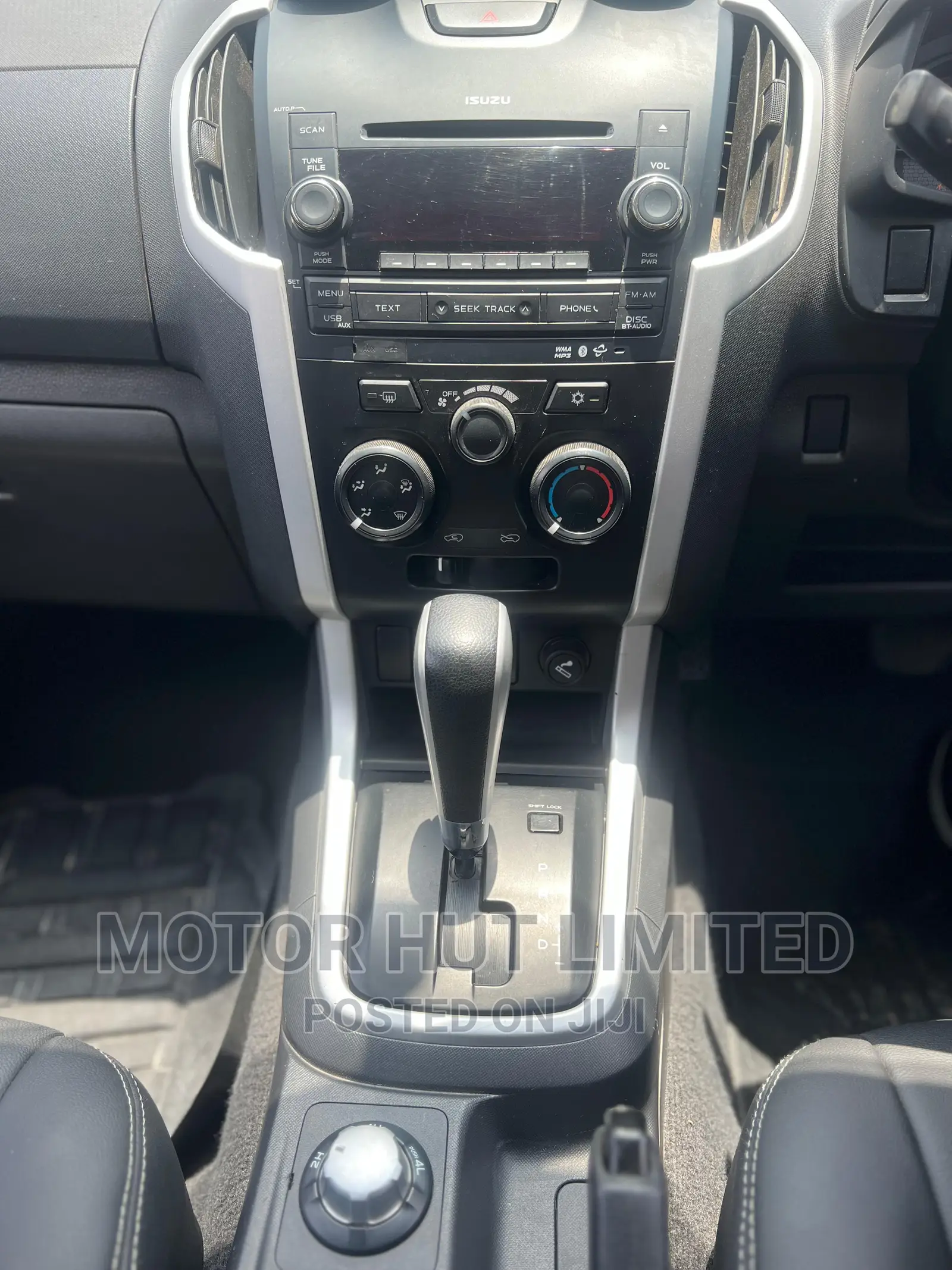 Isuzu D-MAX 2018 Silver
