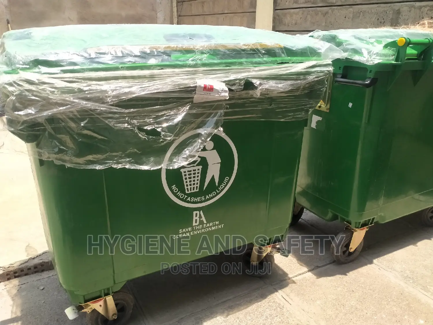 660L Garbage Bin