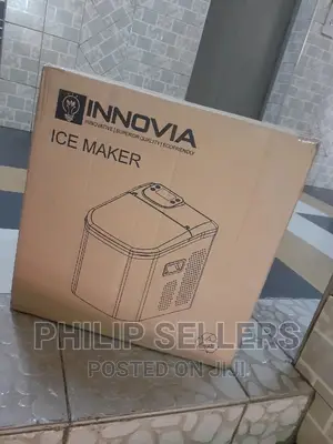 Ice Making Capacity Is 25kg / 24hrs
