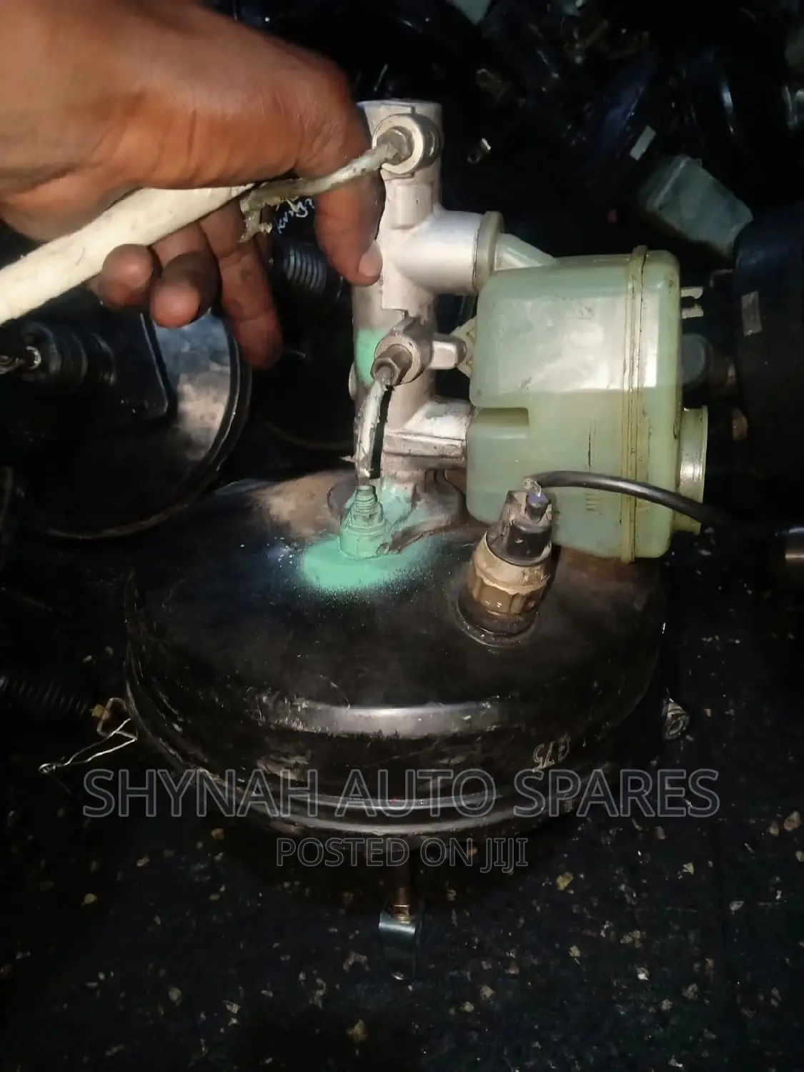 Brake Master Cylinder and Booster Toyota Hilux Millenium