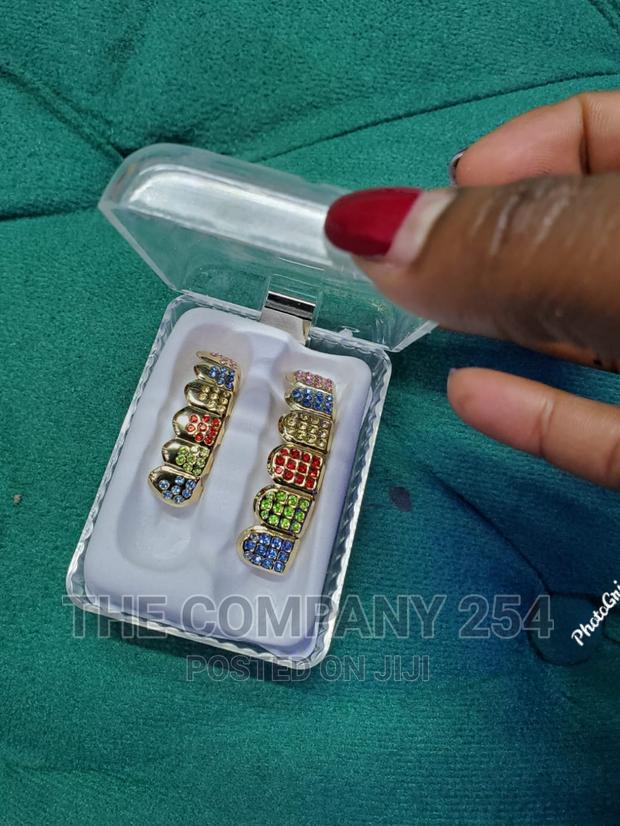 Fashionable Designer Quality Legit Iced Teeth Grills - thumbnail 2