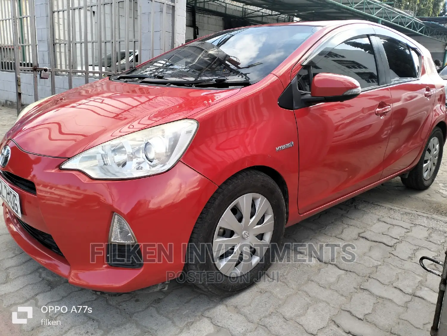 Toyota Aqua 2013 Red
