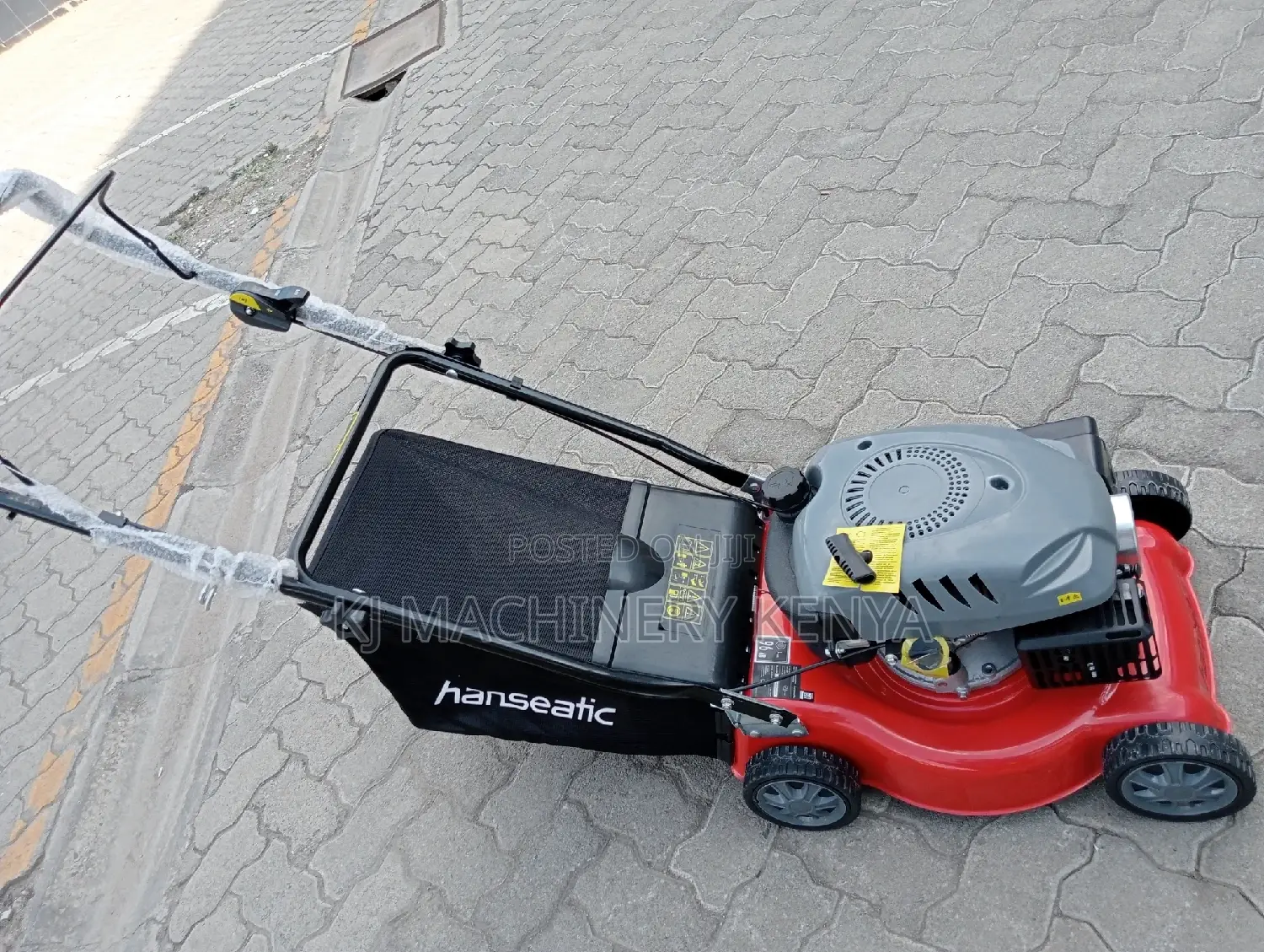 Good Quality Lawn Mowers Ideal for Your Home Compound Lawns