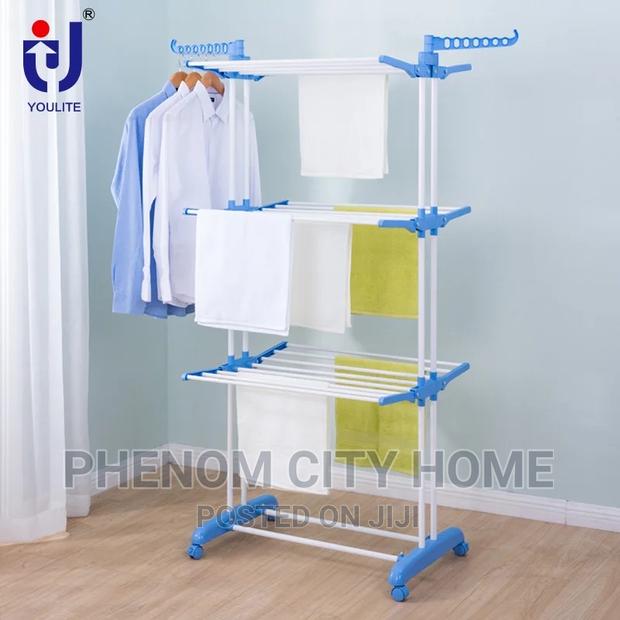 Movable Clothe Drying Rack
