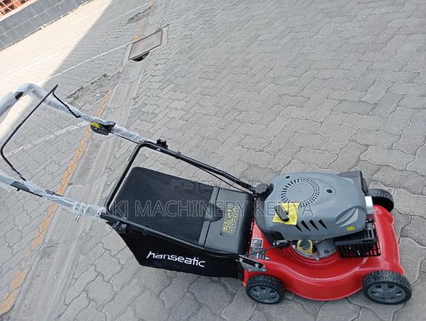 Henseatic Lawn Mower - In Stock - main view