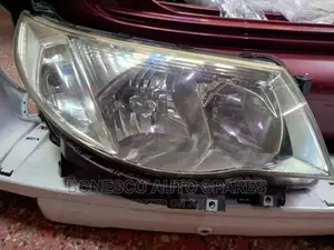 2008-2012 Subaru Forest Xenon Headlight Assembly (SH-5)