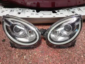 Toyota Passo Moda 2018 Xenon Headlight Assembly