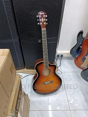 Gibson Size 41 Acoustic Guitar - thumbnail 2