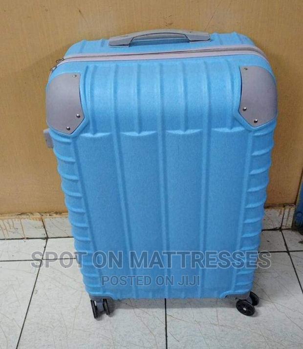 3 in 1 Luxurious Suitcase - thumbnail 3