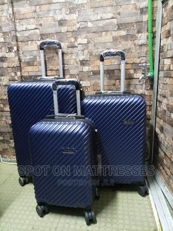 3 in 1 Luxurious Suitcase - thumbnail 2