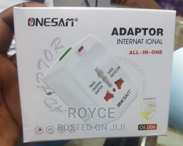 All in 1 Universal Adapter - main view