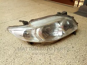 Head Light Toyota Corolla Zze