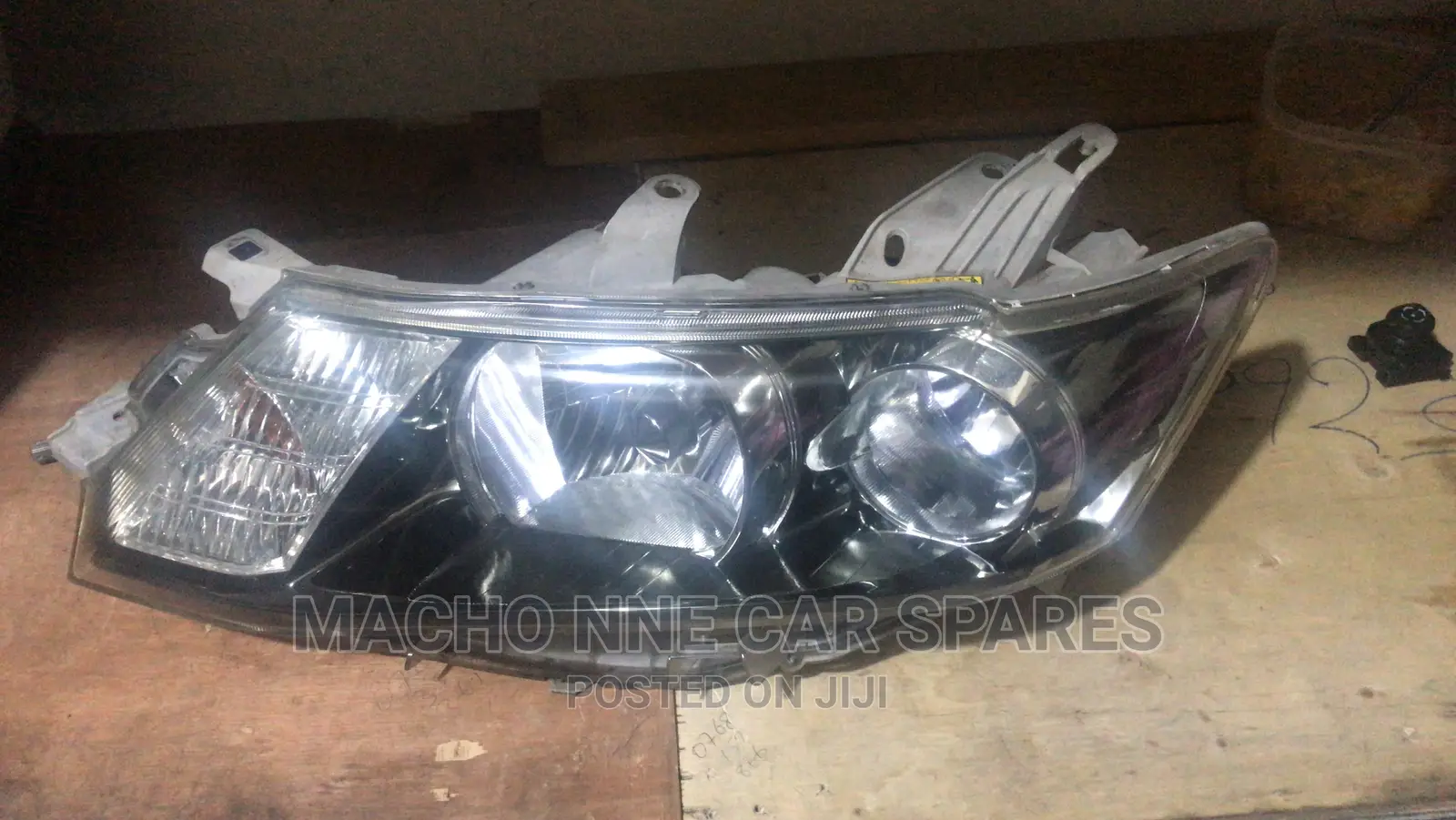 Toyota Allion 260 Xenon Headlight (Black?