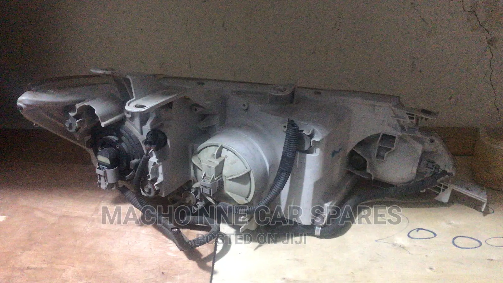 Toyota Allion 260 Xenon Headlight (Black?